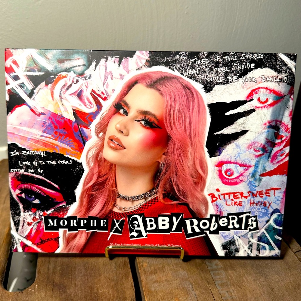 NIB Morphe X Abby Roberts The Artcasts Palette NEW Colorful Quality Pigment GLAM